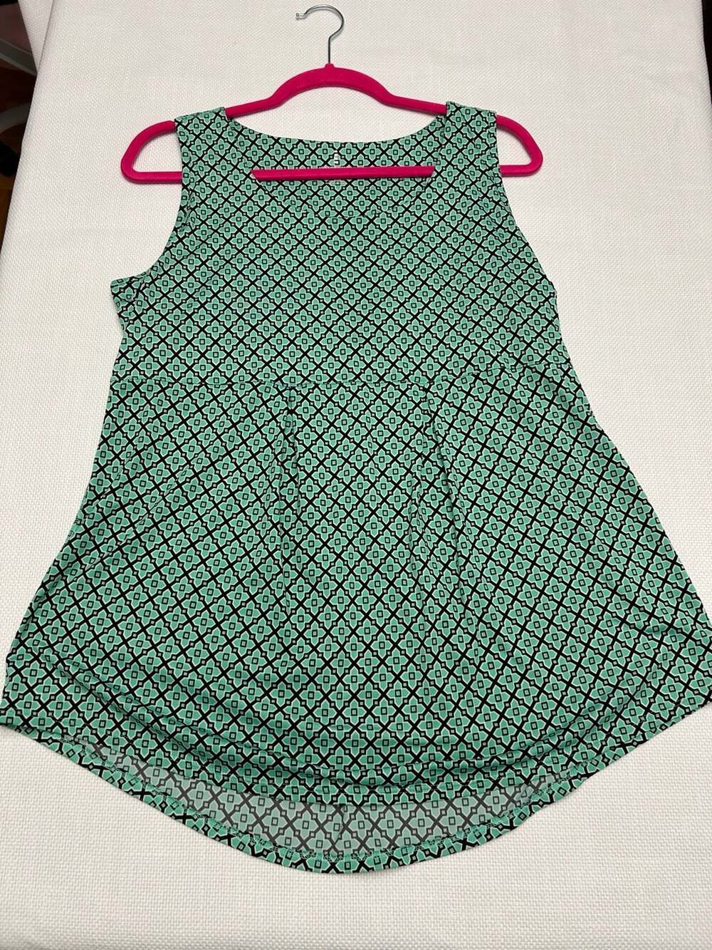 Lands' End Sleeveless Geometric Print Pleated Swing Tank Top
